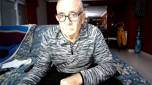 maduroguapo online show from February 6, 9:29 pm