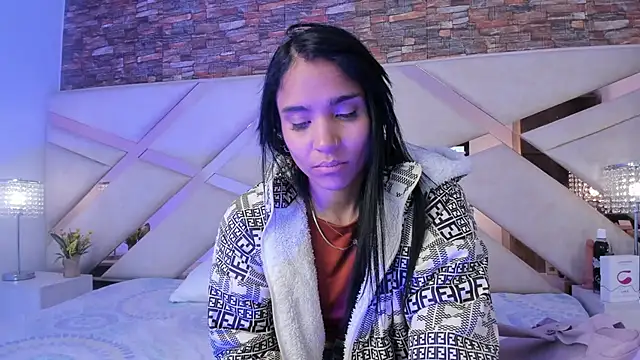 sophie pariss online show from October 10, 2:43 am