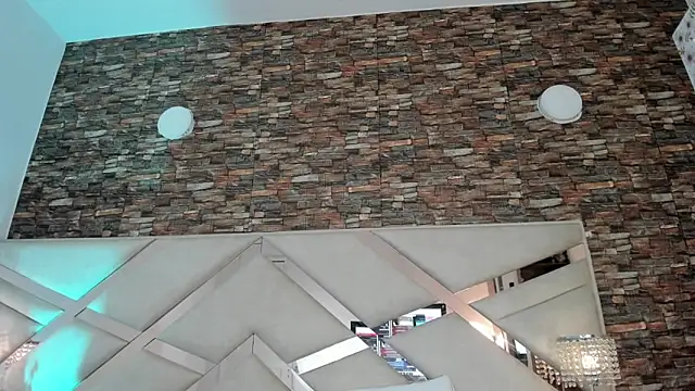 sophie pariss online show from November 28, 4:04 am