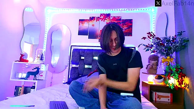 Alex and Fabian online show from December 10, 6:38 pm