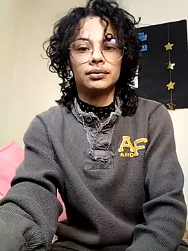 fenixmfx19 online show from February 12, 1:11 am