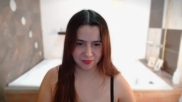 Snapshot of Heidy_Wells chatting on September 30, 12:43 pm Heidy Wells online show from September 30, 12:43 pm