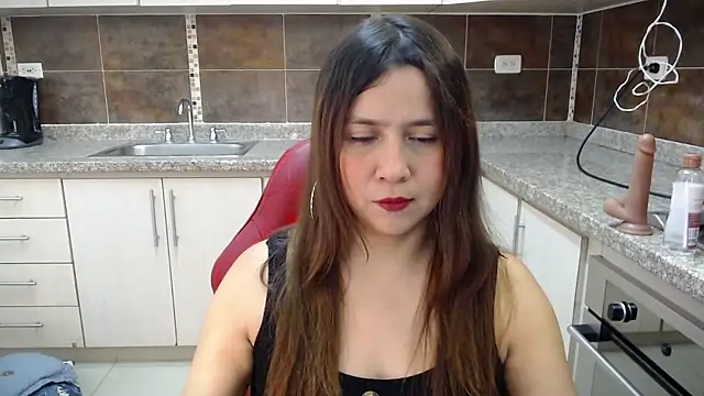 Snapshot of Heidy_Wells chatting on October 8, 12:36 pm Heidy Wells online show from October 8, 12:36 pm