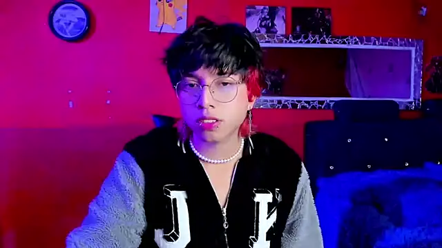 AnggelONfiree online show from March 4, 5:53 am