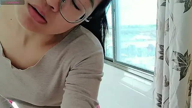Snapshot of luoxuwen chatting on December 15, 5:13 am luoxuwen online show from December 15, 5:13 am