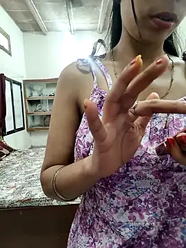 Snapshot of priya_sharma02 chatting on September 21, 6:48 am priya sharma02 online show from September 21, 6:48 am