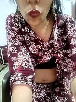 Snapshot of priya_sharma02 chatting on February 22, 8:07 pm priya sharma02 online show from February 22, 8:07 pm