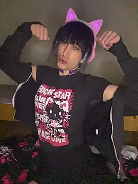 Snapshot of egirl711 chatting on January 10, 4:09 pm egirl711 online show from January 10, 4:09 pm