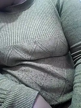 Snapshot of NepaliHotty chatting on December 6, 1:29 am NepaliHotty online show from December 6, 1:29 am