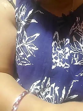 Snapshot of NepaliHotty chatting on March 4, 11:32 pm NepaliHotty online show from March 4, 11:32 pm