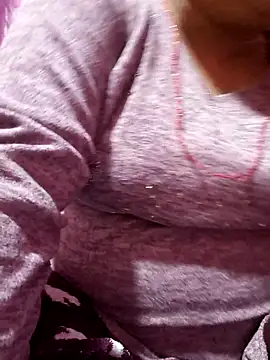 Snapshot of NepaliHotty chatting on October 28, 8:29 am NepaliHotty online show from October 28, 8:29 am