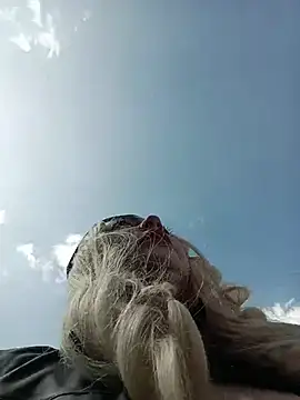 madelaine- online show from March 20, 6:57 pm