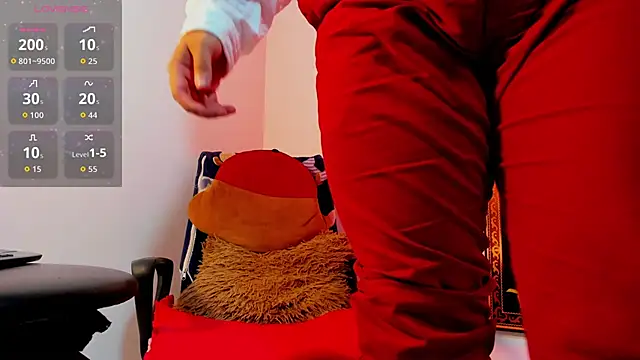 Snapshot of tony_landri chatting on March 6, 2:19 am tony landri online show from March 6, 2:19 am