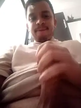 Snapshot of tony_landri chatting on March 22, 7:50 pm tony landri online show from March 22, 7:50 pm