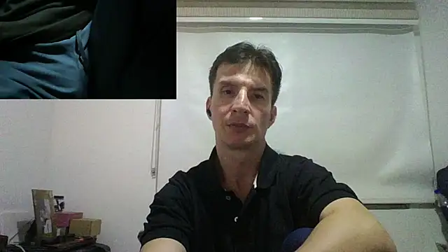 Snapshot of fieryloves chatting on January 5, 3:43 am fieryloves online show from January 5, 3:43 am