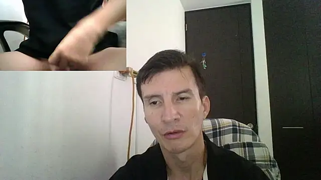 Snapshot of fieryloves chatting on January 16, 8:03 pm fieryloves online show from January 16, 8:03 pm