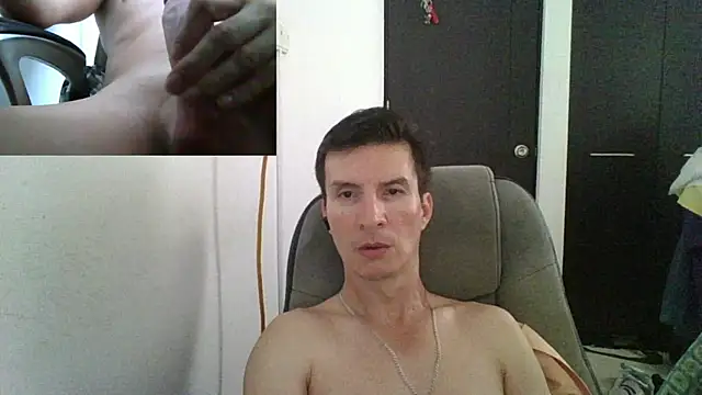 Snapshot of fieryloves chatting on January 21, 8:54 pm fieryloves online show from January 21, 8:54 pm