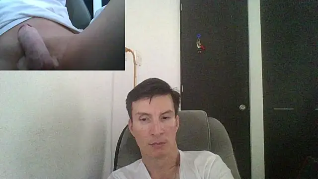 Snapshot of fieryloves chatting on March 9, 9:03 pm fieryloves online show from March 9, 9:03 pm
