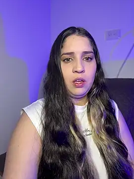 valentina jonnes1 online show from November 7, 6:35 am