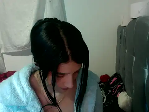 Snapshot of BulmaStar chatting on April 23, 12:12 am BulmaStar online show from April 23, 12:12 am