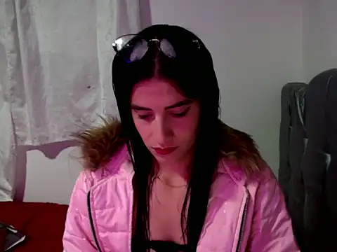 Snapshot of BulmaStar chatting on April 25, 12:35 am BulmaStar online show from April 25, 12:35 am