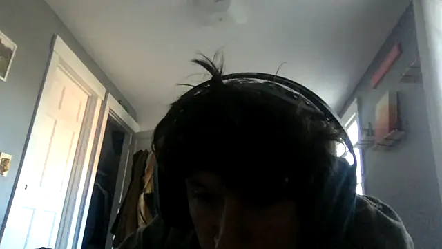 Snapshot of KittingGrappler chatting on November 19, 7:14 pm KittingGrappler online show from November 19, 7:14 pm