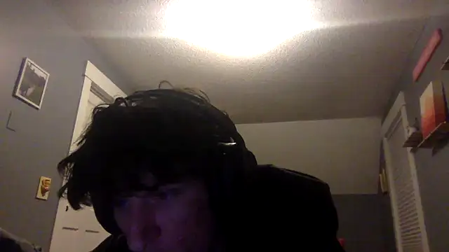 Snapshot of KittingGrappler chatting on December 16, 10:04 pm KittingGrappler online show from December 16, 10:04 pm