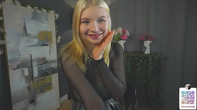 DaisyElmers online show from February 22, 2:39 am