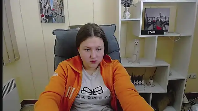  sofi smile online show from February 24, 3:44 am