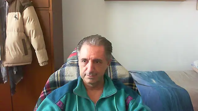 lliuk70mi online show from March 29, 1:00 pm