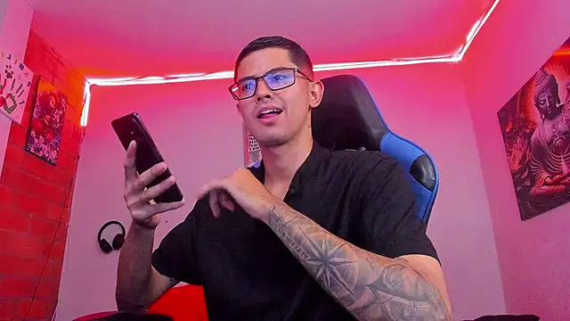 Ethan Sai    online show from October 16, 2:23 am