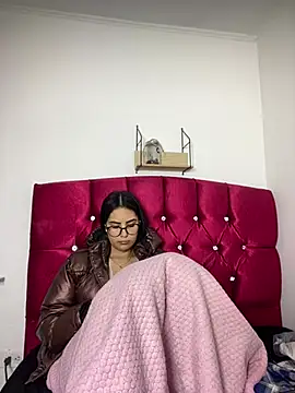 Snapshot of CAM_21X chatting on December 29, 12:12 pm CAM 21X online show from December 29, 12:12 pm