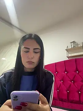 Snapshot of CAM_21X chatting on January 31, 1:02 pm CAM 21X online show from January 31, 1:02 pm