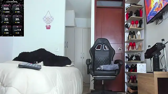 SophieBaker   online show from February 24, 1:47 am