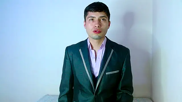 nolanjay  online show from September 27, 10:37 pm