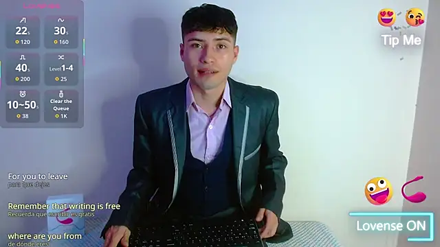 nolanjay  online show from October 2, 9:44 pm