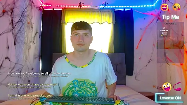 nolanjay  online show from October 8, 8:28 pm