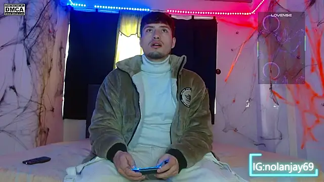 nolanjay  online show from October 16, 4:19 pm