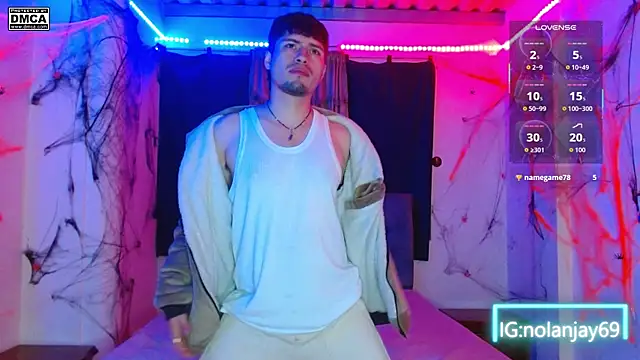 nolanjay  online show from October 17, 4:26 am