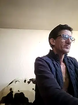 Snapshot of Zgodanilep chatting on February 7, 11:01 am Zgodanilep online show from February 7, 11:01 am