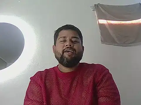 GABRIELGARCIA1313 online show from June 18, 2:21 pm