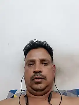 Snapshot of Raj1043 chatting on February 9, 11:36 am Raj1043 online show from February 9, 11:36 am