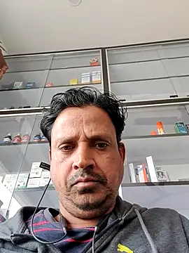 Raj1043 online show from November 13, 6:01 am