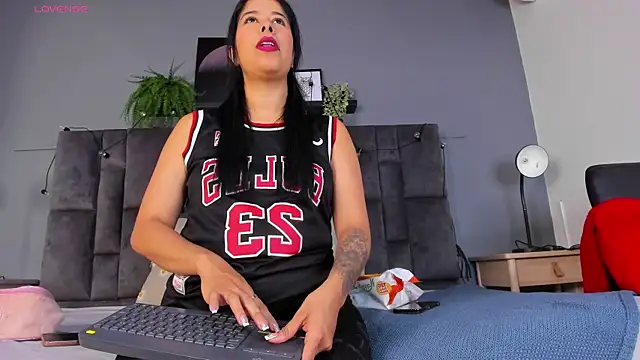 DulceAurora   online show from March 30, 1:28 am