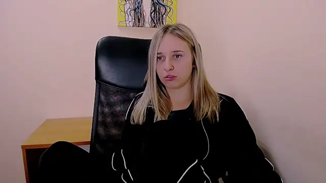 Snapshot of _Nicole_new chatting on September 27, 7:57 am Nicole new online show from September 27, 7:57 am