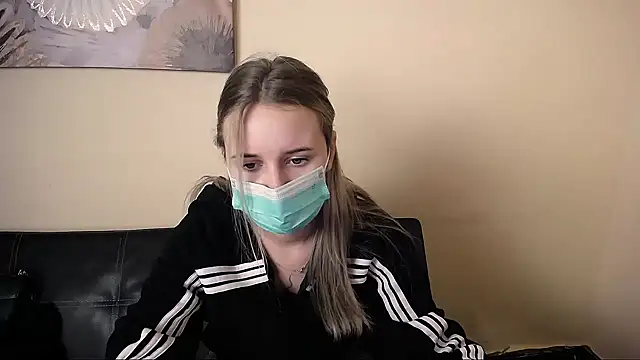 Snapshot of _Nicole_new chatting on January 6, 4:43 pm Nicole new online show from January 6, 4:43 pm