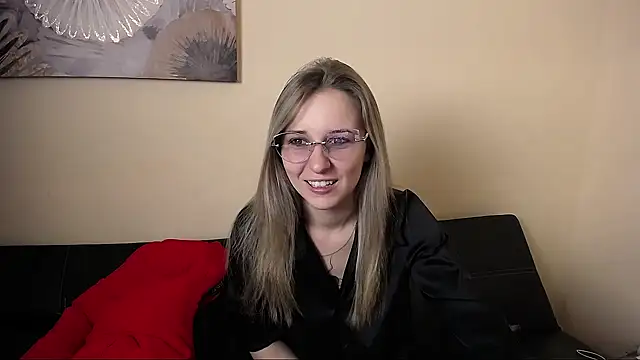 Snapshot of _Nicole_new chatting on March 7, 11:18 am Nicole new online show from March 7, 11:18 am