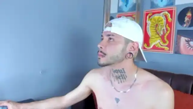 MurdockH online show from March 4, 2:17 am