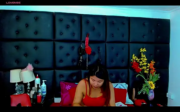 Isalombardi online show from May 14, 2:40 am