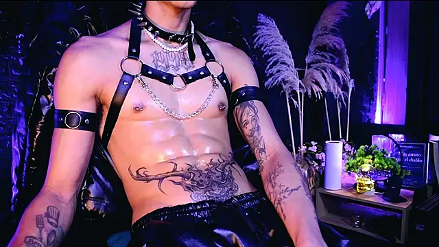 DemonKush-- online show from October 22, 8:14 am